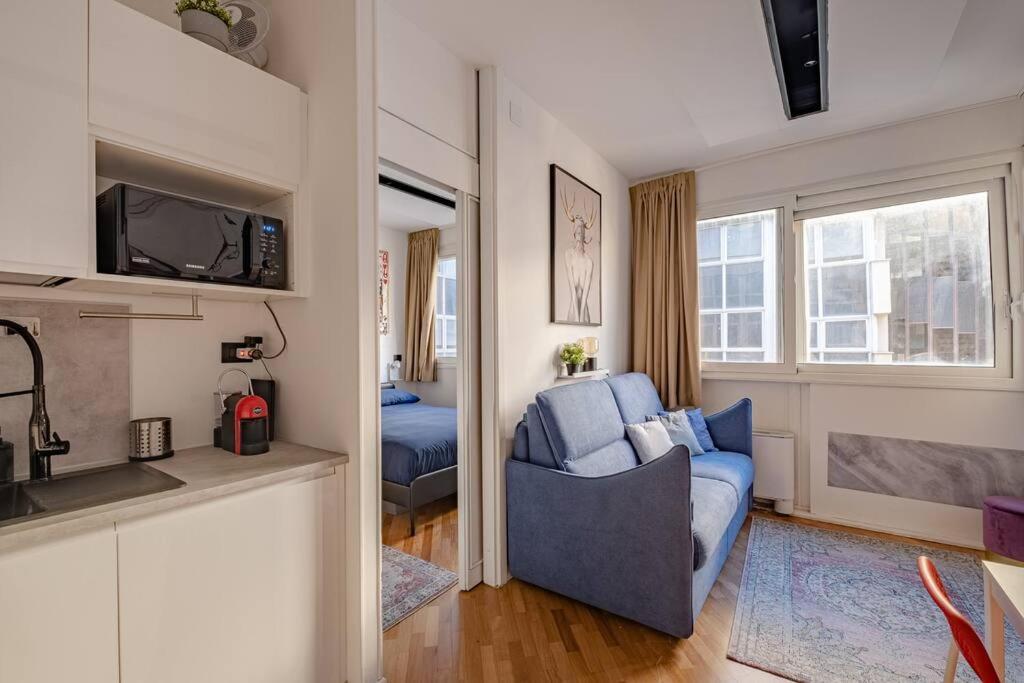 Modern Apartment At San Giovanni ローマ エクステリア 写真