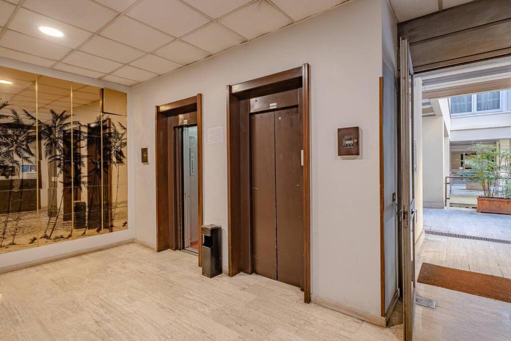 Modern Apartment At San Giovanni ローマ エクステリア 写真
